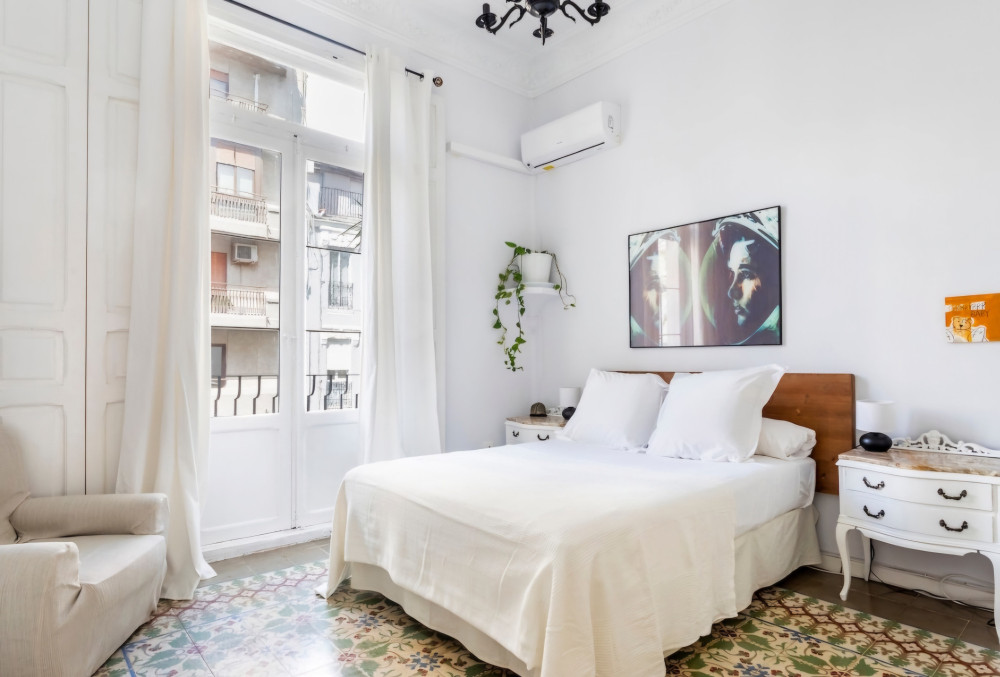 Spacious and bright, in Valencia Ensanche. preview