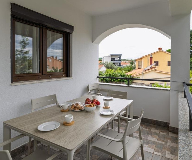 Balcony dining area