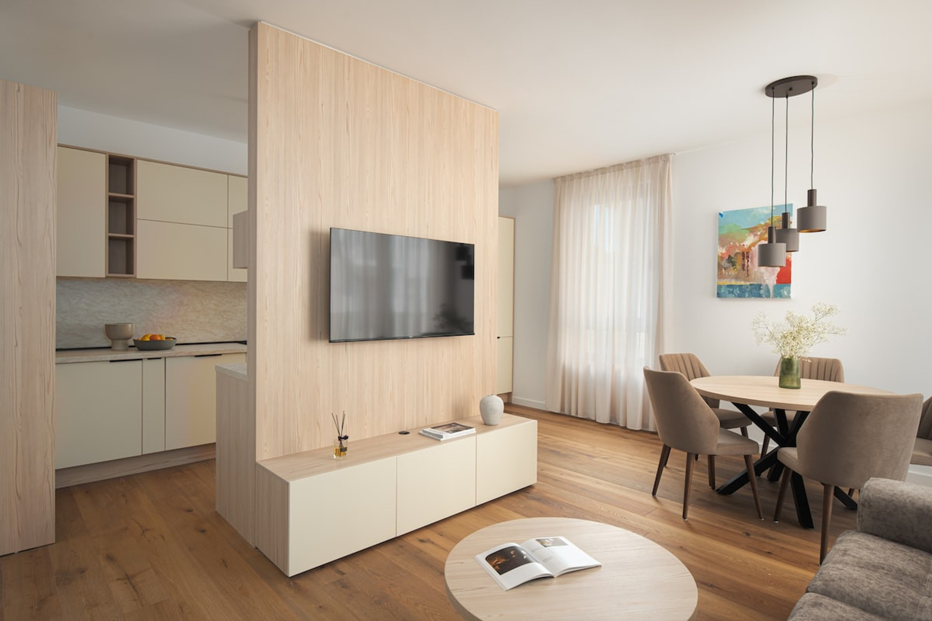 Listing image 1