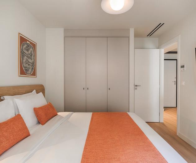 Brand new 1-bedroom apartment, close to metro