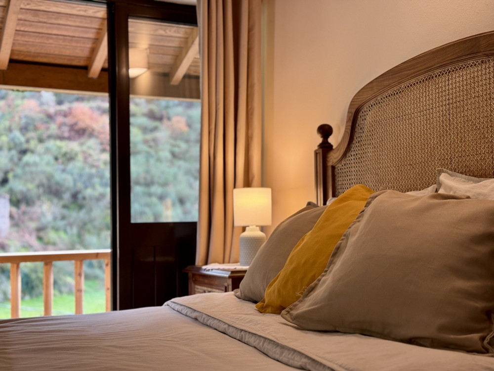 Mountain retreat with fast internet. preview