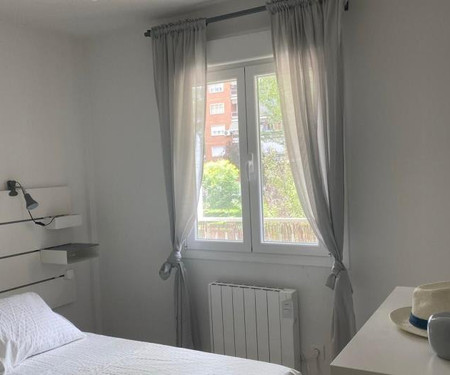 Precioso apartamento con balcón