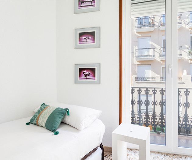 COZY APARTMENT IN RUZAFA WITH TERRACE