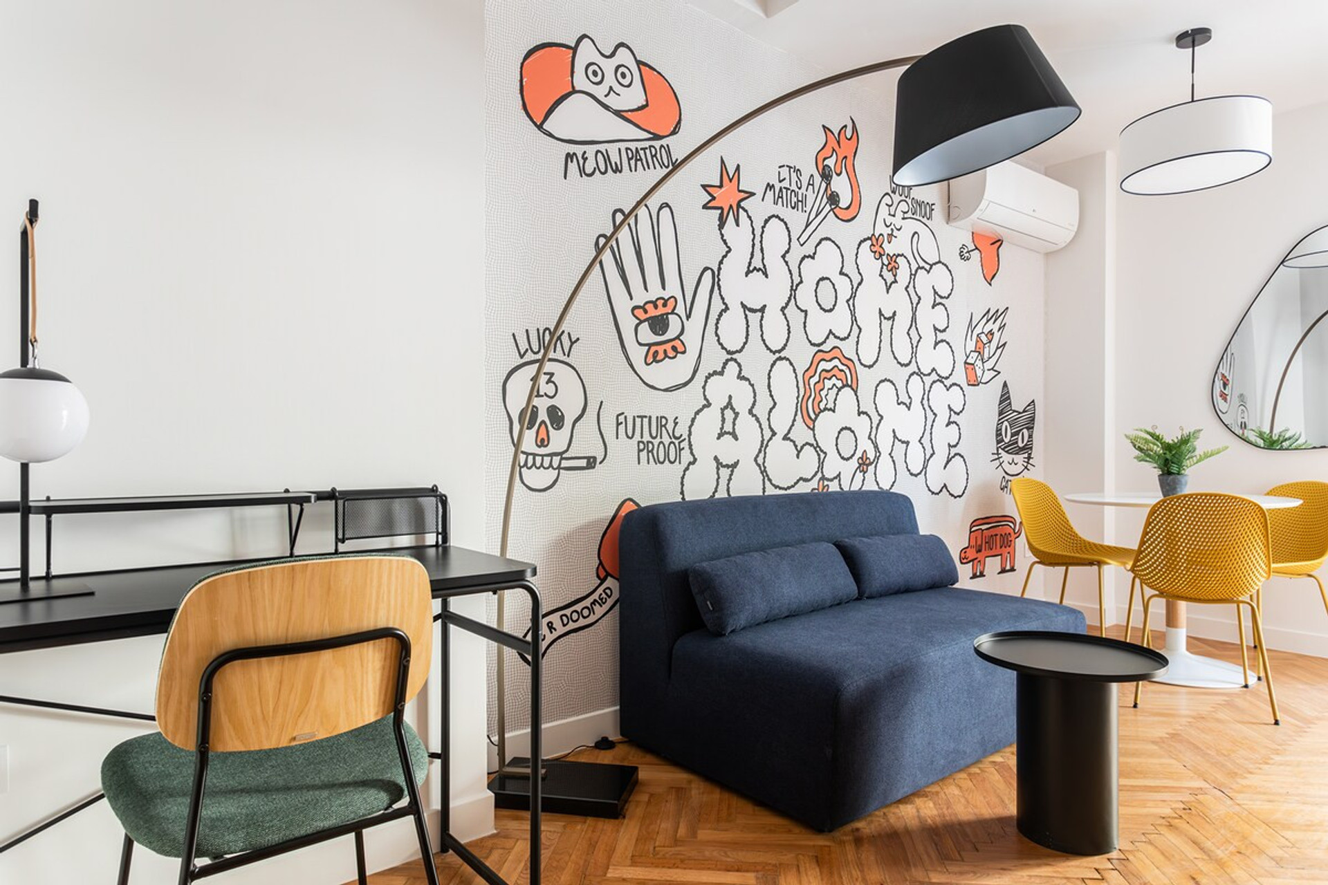 Rooms: Living room