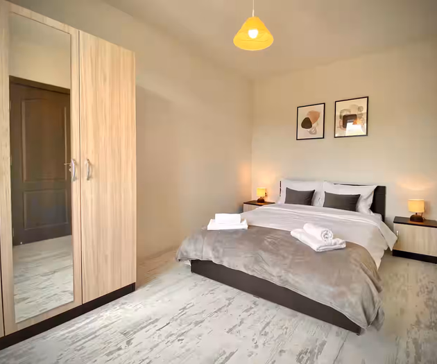 Cozy & Modern Apartment next to Medical University