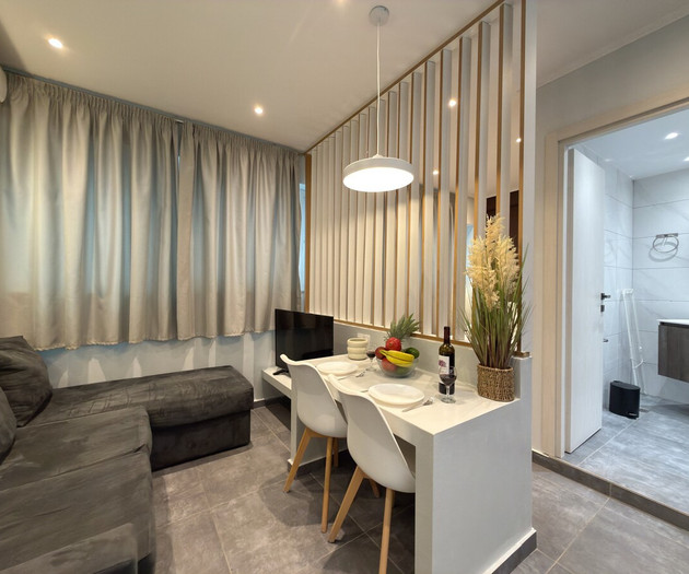 SmartLiving Central Apt 3
