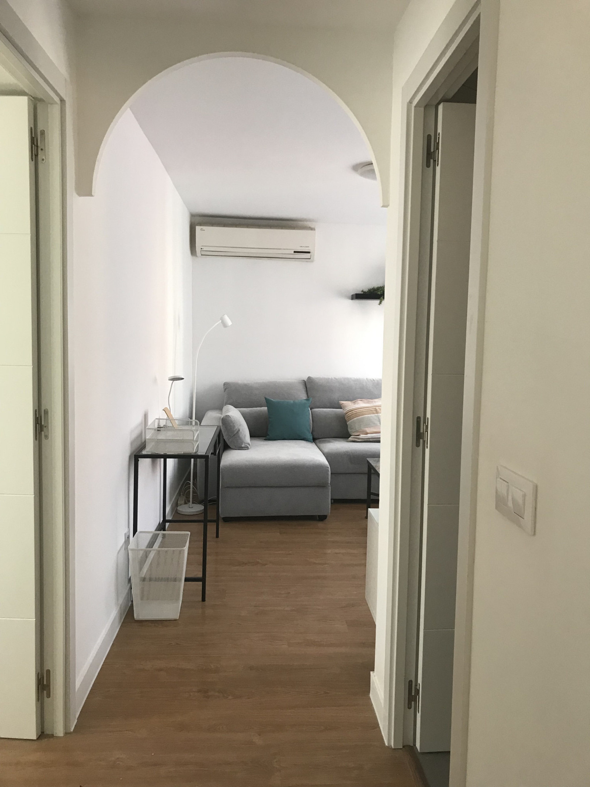 Salón. Visto desde el pasillo