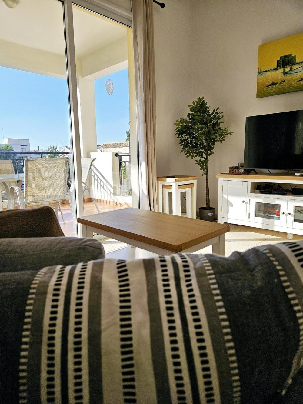The brightstay paphos 2 bedroom apartment preview