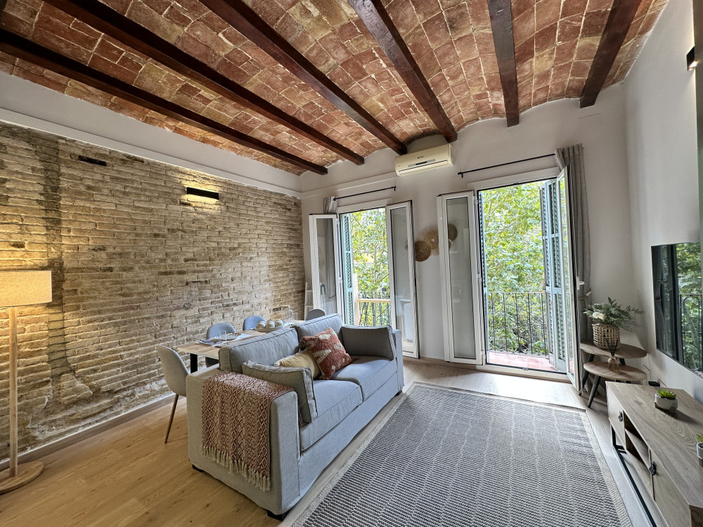 Charming Flat Near Sagrada Familia preview