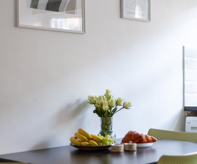 Bright 3 Bed Garden House, Haggerston, Parking