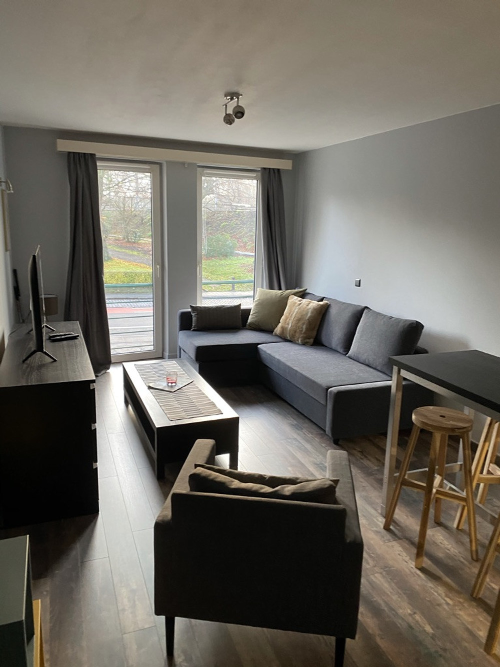 Charming studio 300m from Gent St Pieter preview