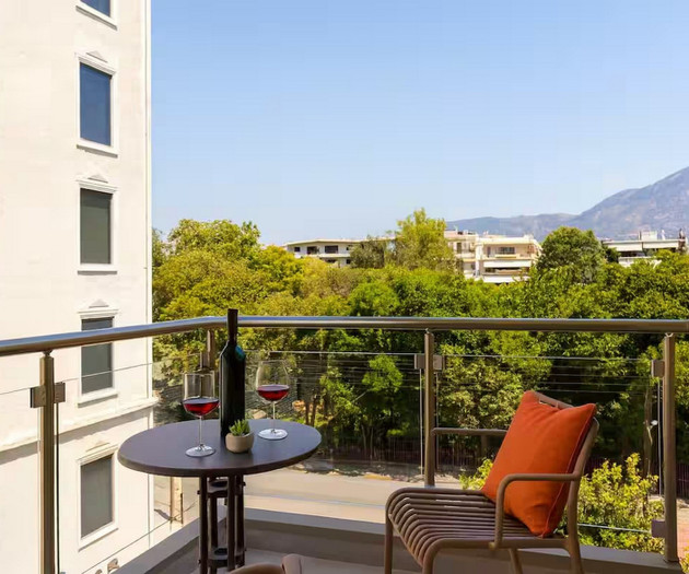 Modern Flat with Private Parking & Huge Terrace