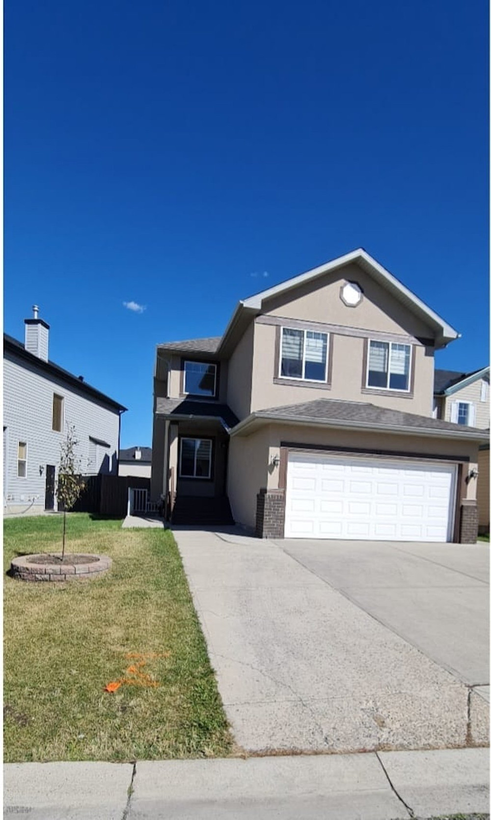Spacious comfortable air-conditioned. Near airport preview