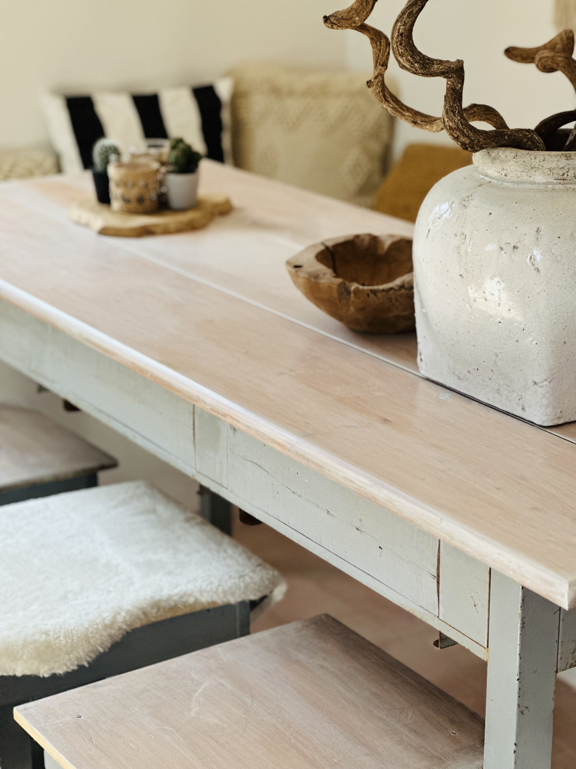 Big dining/ work table
