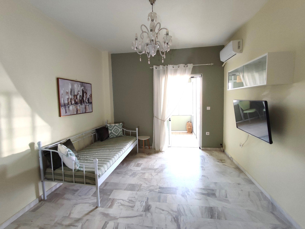 Homey Penthouse,modern,practical,convenient,safe preview
