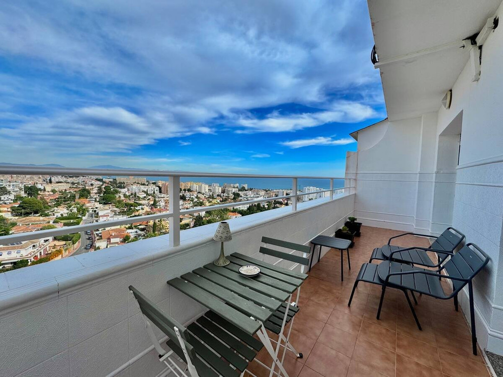 Luxury Penthouse with Sea Views – Benalmádena Mari preview