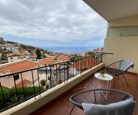 Funchal Apartment with Sea View