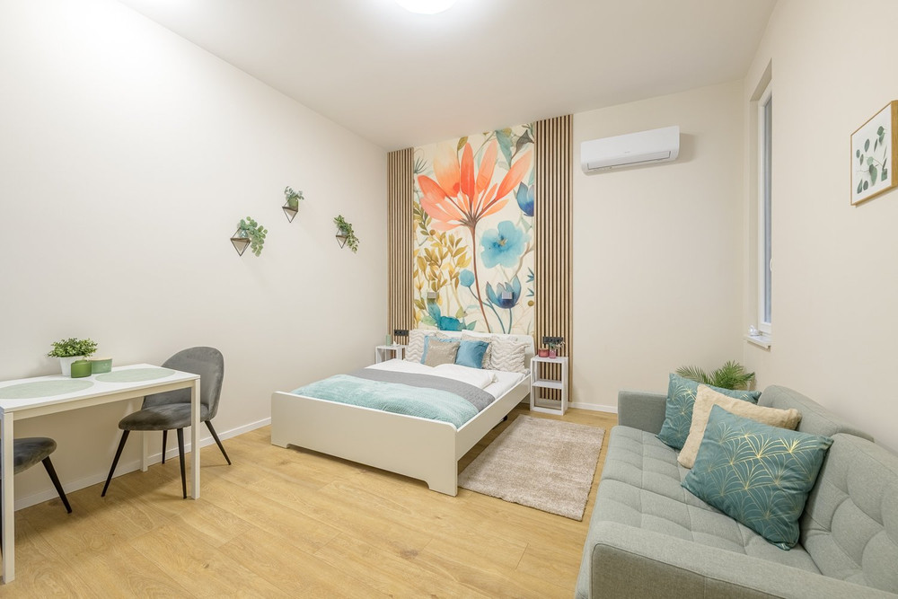 Flora Fusion Studio-quiet,central location, AC preview