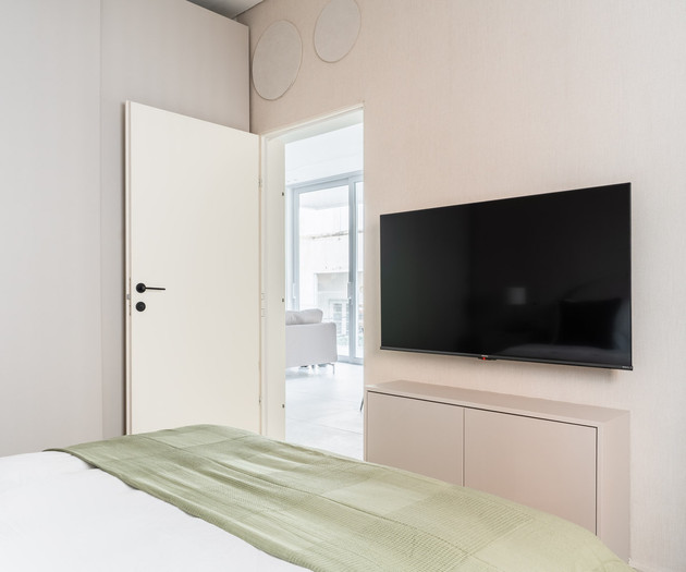 Blueground | Tel Aviv Port, High End , Balcony -71