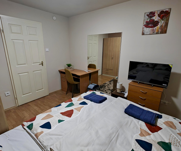 City Center (Corvin): Cozy 3 bedroom flat