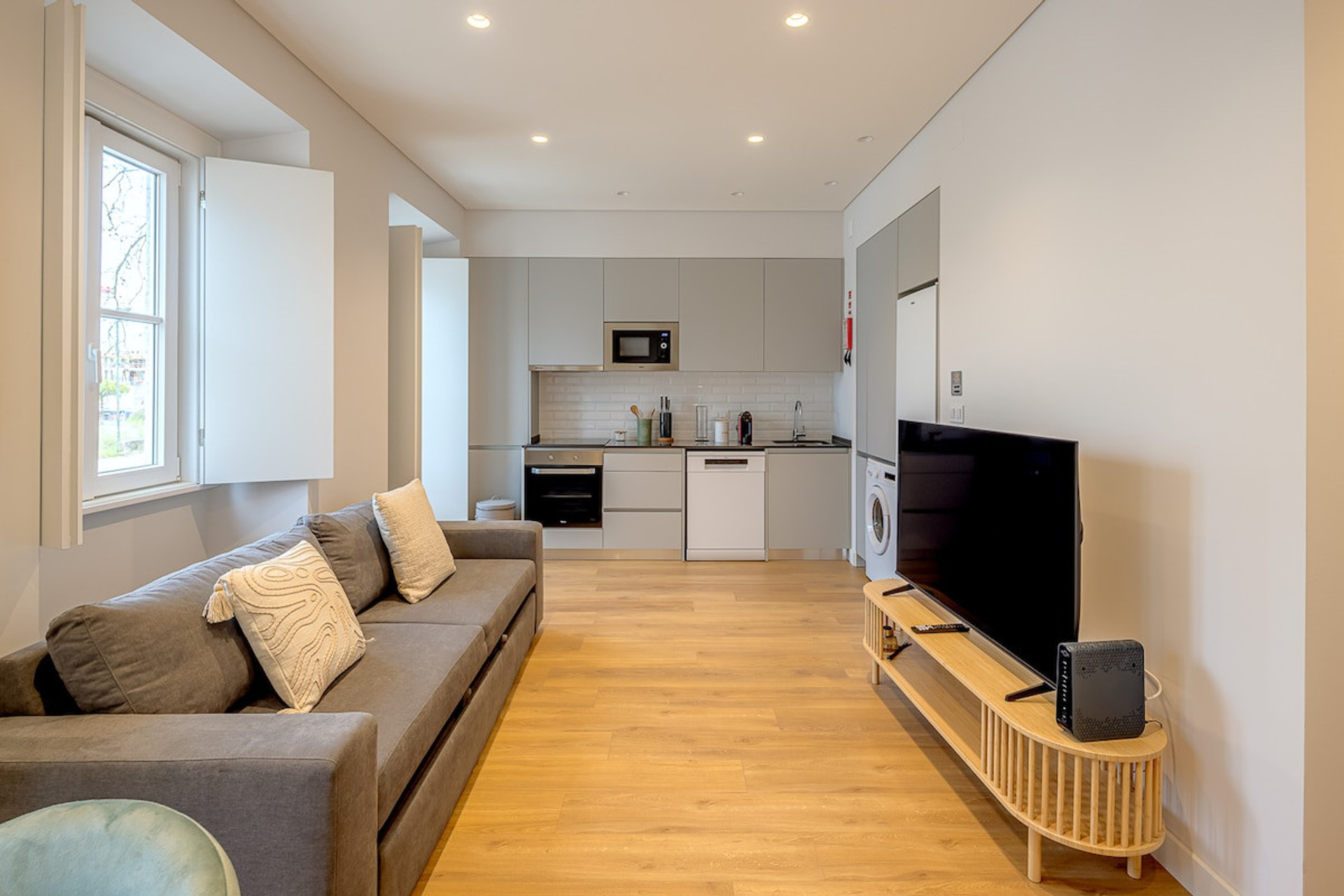 Living room image 2