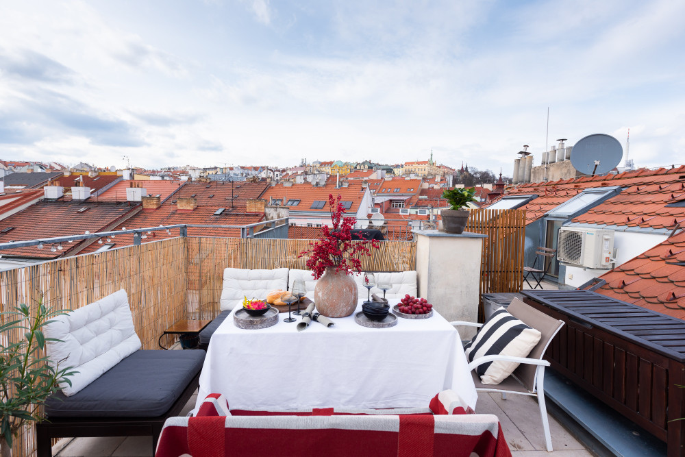 Home cinema penthouse with skyview terrace preview