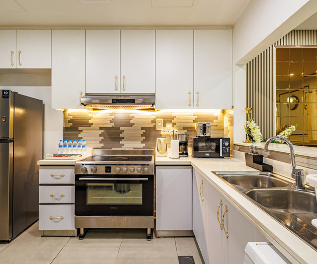 The Urban Retreat Elegant 3BR Townhouse Villanova