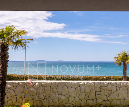 Luxury apartment with sea view - A1