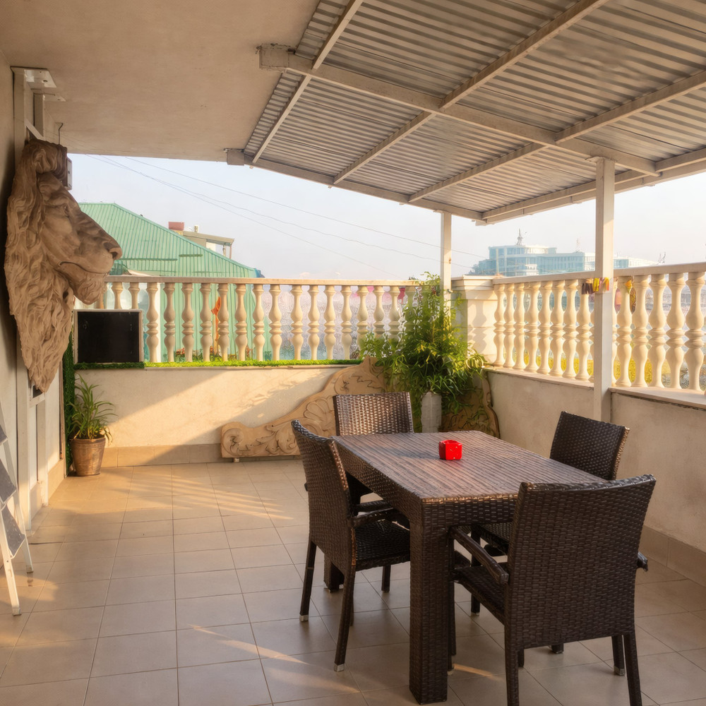 City center Apartment with private Terrace preview