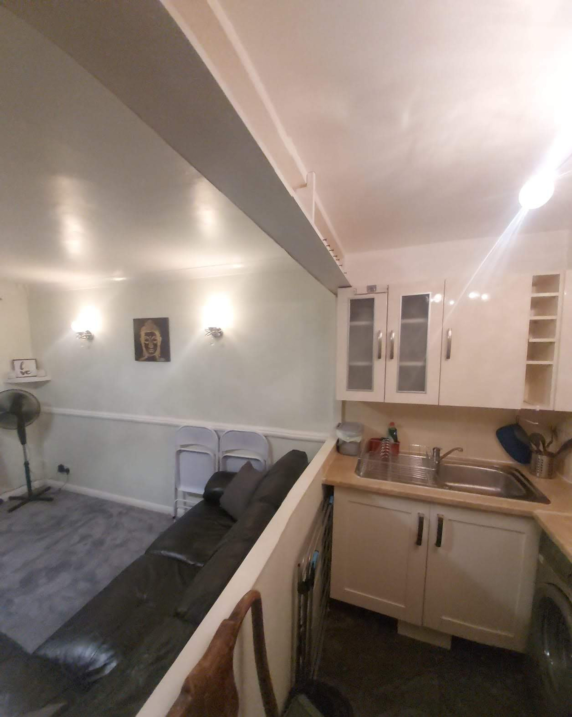Lining Room/Kitchen