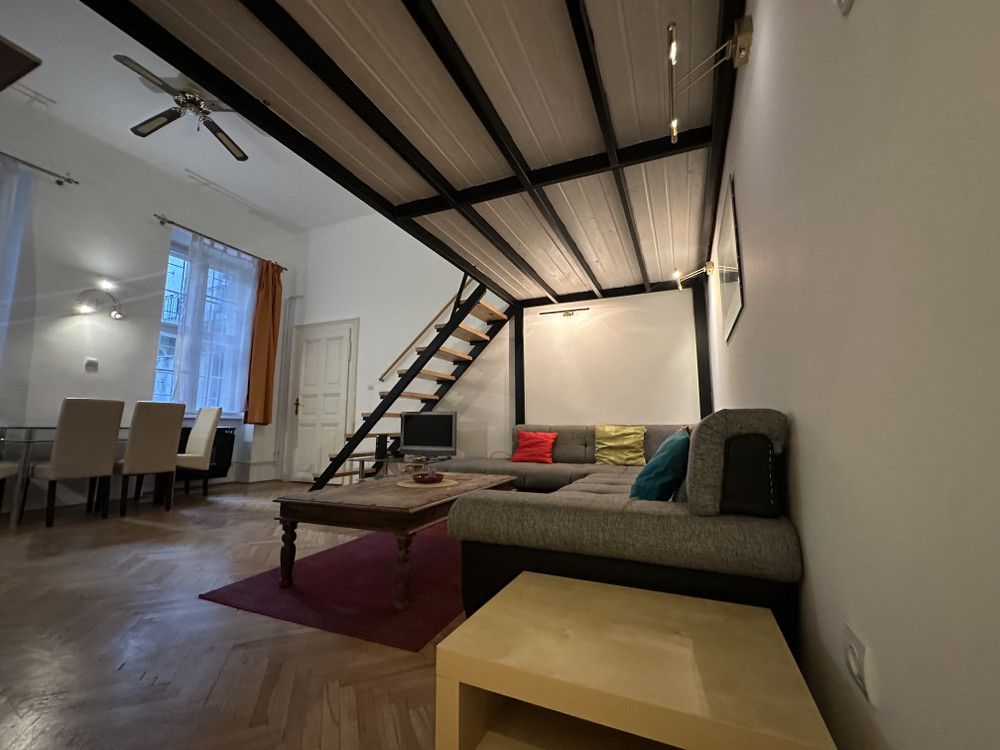 Apartment in the hearth of the city preview