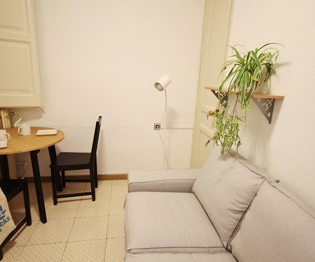 R0160- Habitación en Gracia