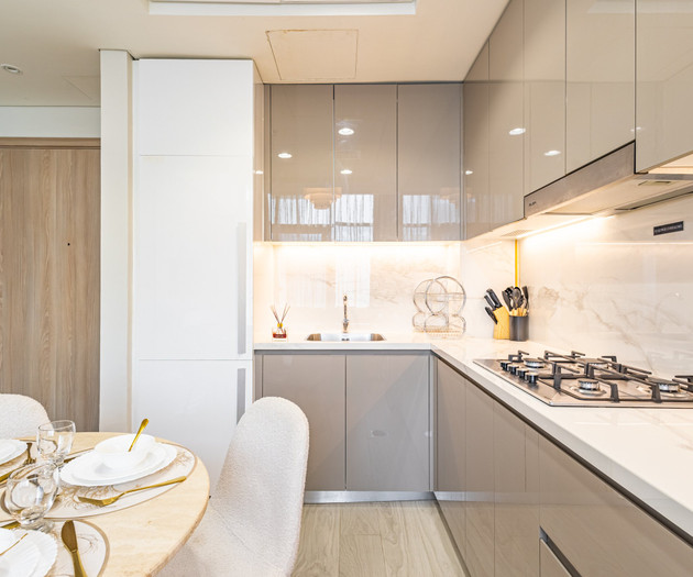 Modern 1BR in Azizi Riviera