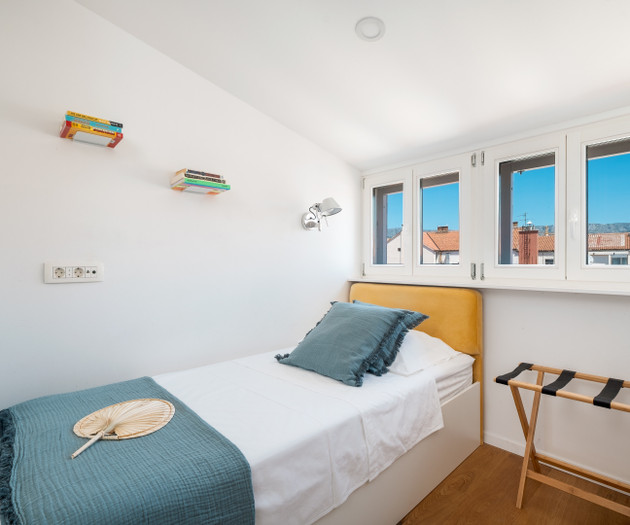 “Stylish 2 BR Retreat on Split’s Seaside Riva“