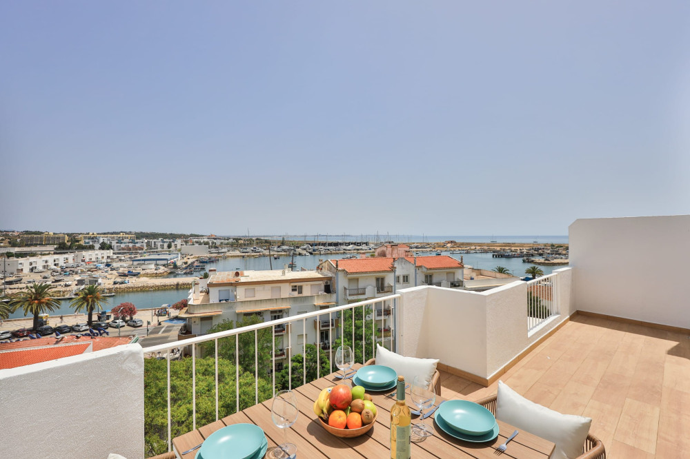 City Centre Ocean View Apartment preview