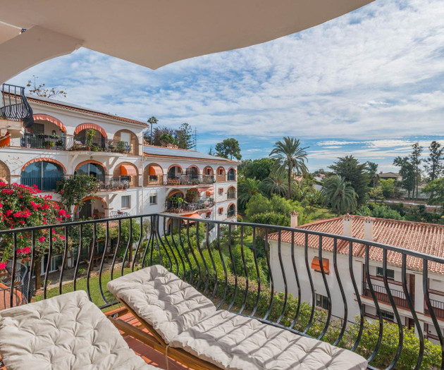 Beach view| Terrace | Pool | Workspace | HS WIFI