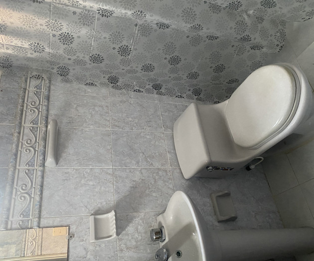 Overhead view of bathroom