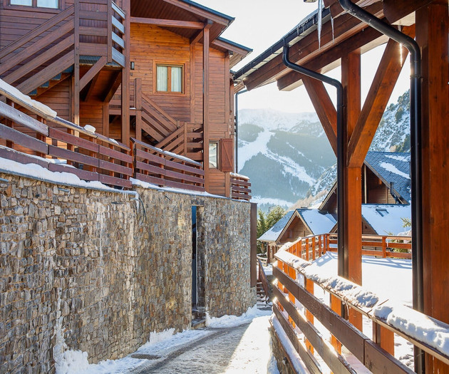 Renovated Cabin with Stunning Nature Views