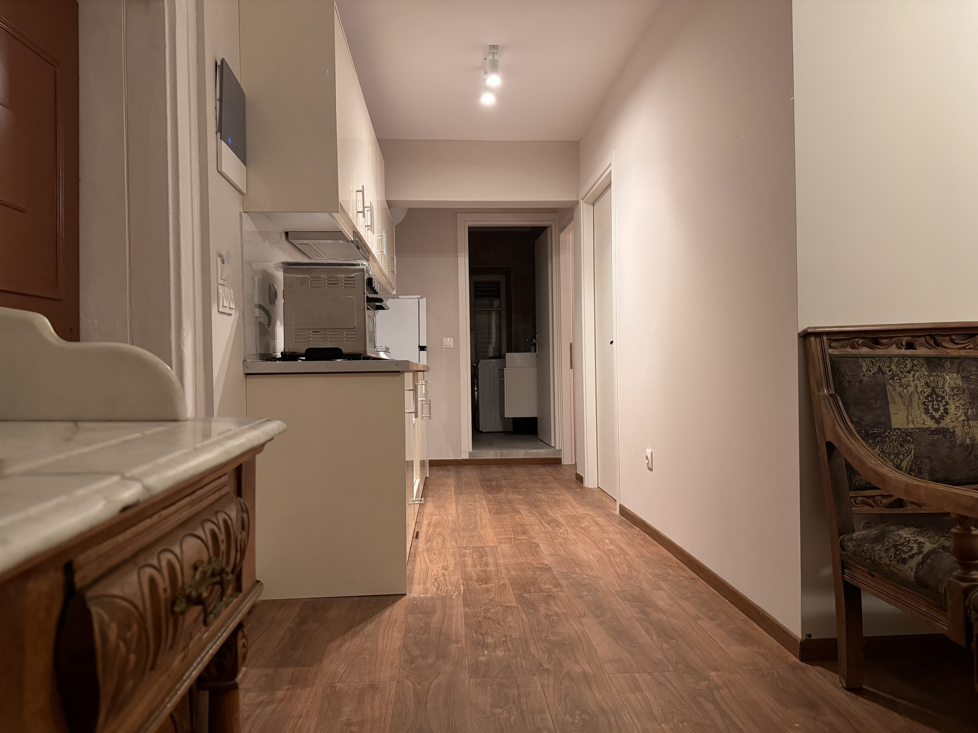 Entrance to the Residence - LIVINGROOM