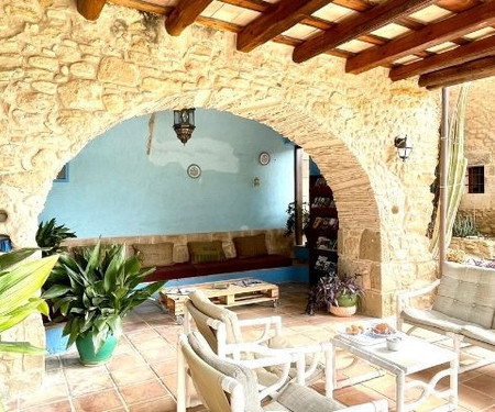 Rural house 2 bedr. with garden, Costa Brava 17km