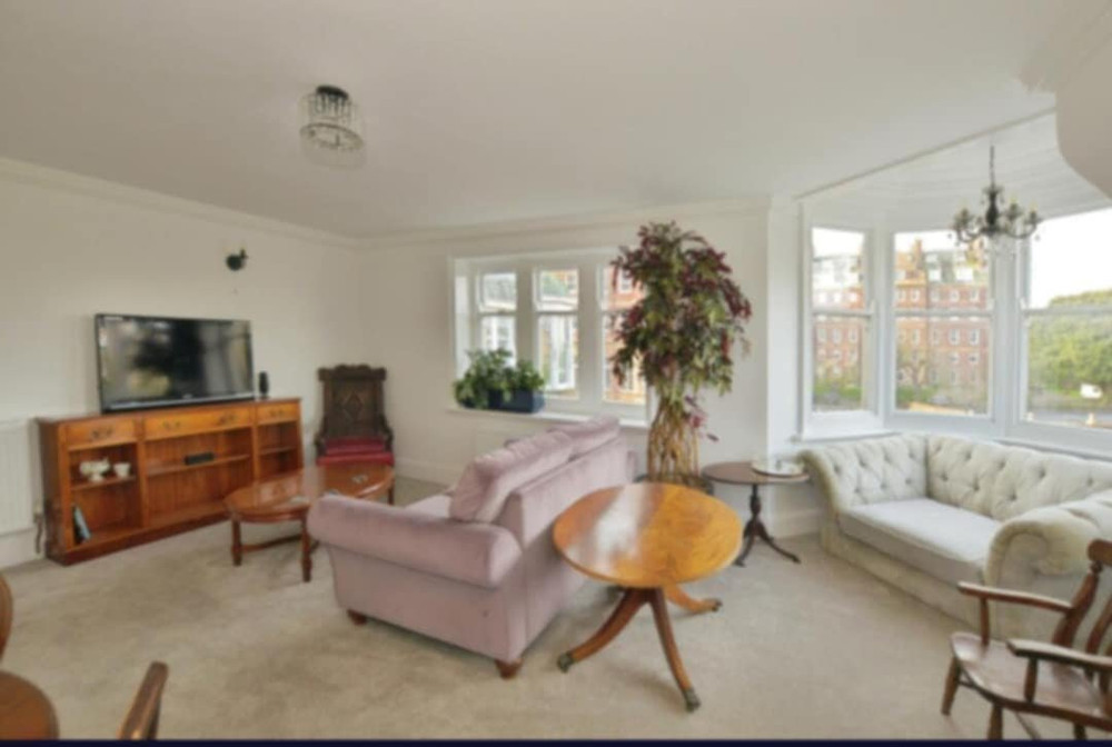 Periodic, grade 2 listed, historic building preview