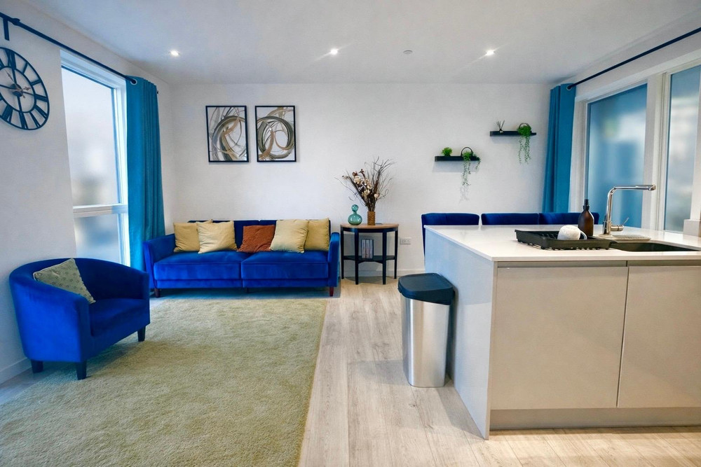 Executive 3-Bed, 2-Bath Apartment preview