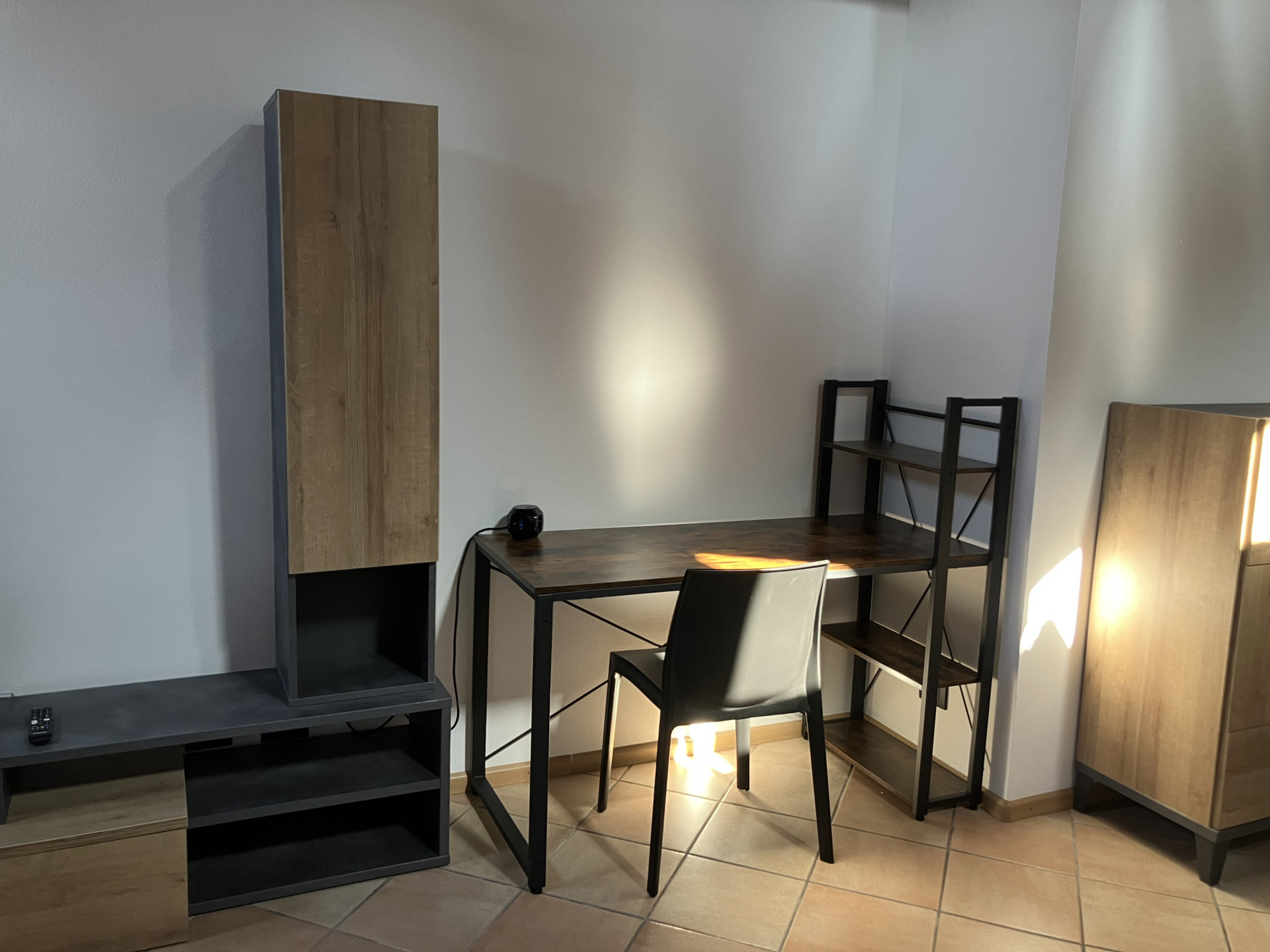 Open space kitchen and living room 