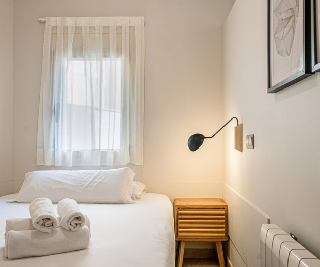 Studio close to sants station for monthly stays