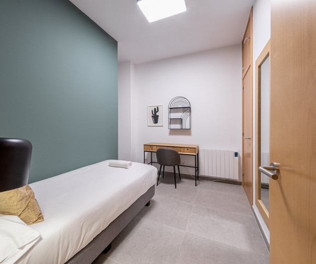2-Bedroom Apartment Near Sants & Camp Nou