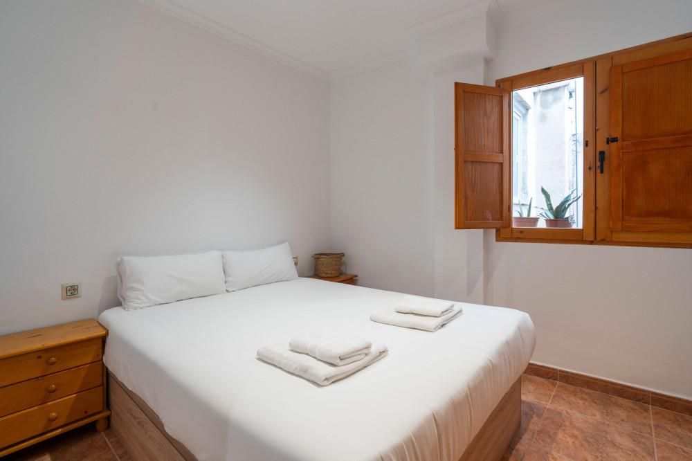 Spacious and bright apartment for mid-term rental preview