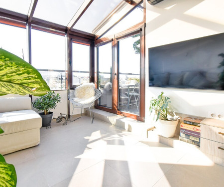 1BDR Loft with Stunning Skylight and Outdoor Space