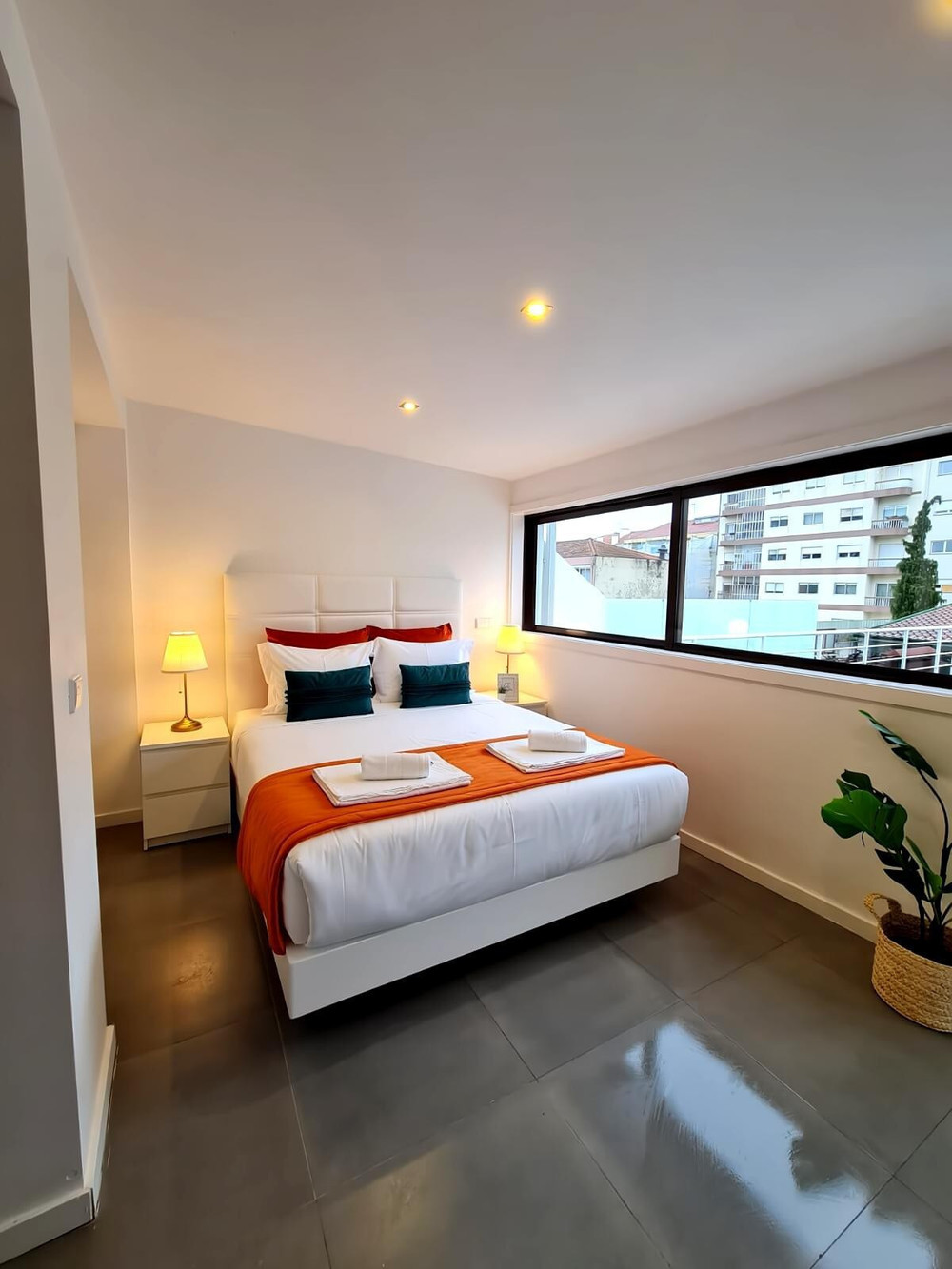 INSOLI - Urban Refuge in Porto preview