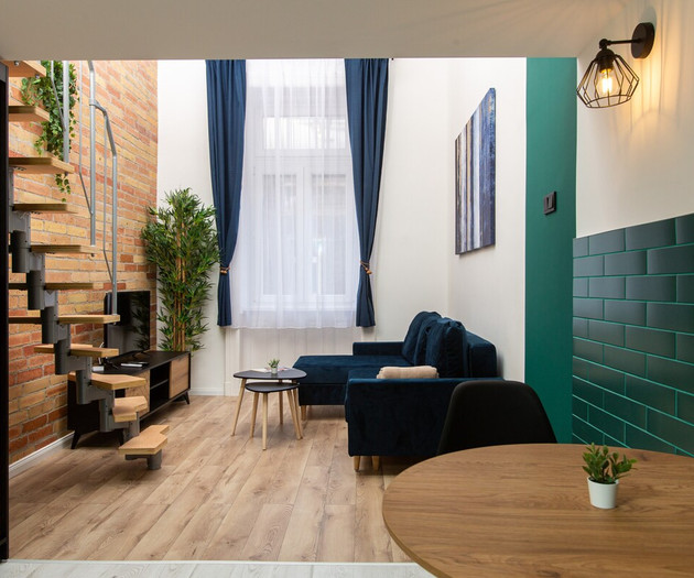 Budapest Serenity Suites - Blue