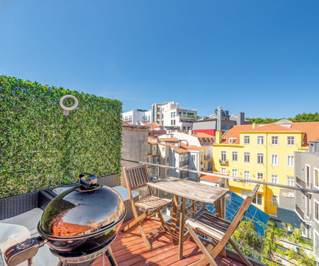 Duplex studio apartment for rent in Bairro Alto